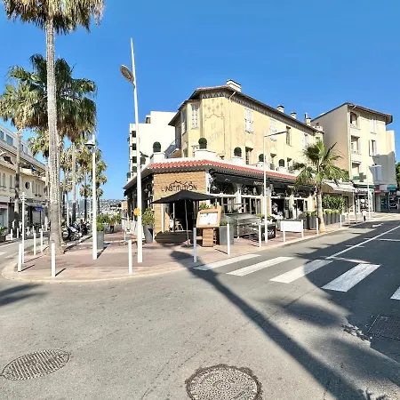 Apartment Heart Of Juan Les Pins - Ac - 5min & Restaurants